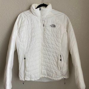 White The North Face Puffer Jacket